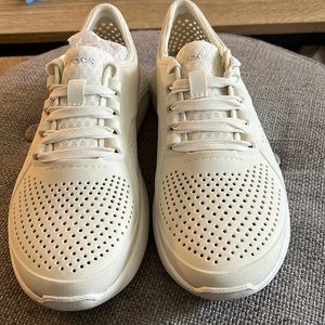 Never Worn Croc Tennis Shoes
